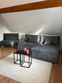 Ferienwohnung - Balkon - Netflix - Parkplatz - Kingsize-Bett - 6 Personen - 9