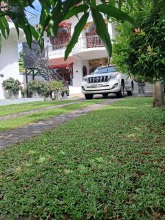 White Queen Residence - 8