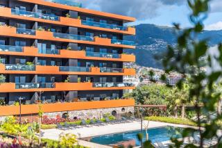 Apartamento Moderno T2 com Pátios e Acesso a Piscina - 8