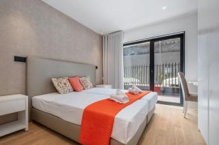 Apartamento Moderno T2 com Pátios e Acesso a Piscina - 2