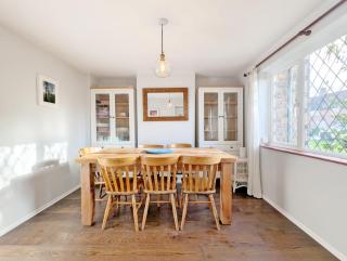 Pickleberry Cottage - Close to sandy beach - 5