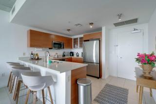 Midtown Miami Marvel- Heated Pool & Prime Location - 5
