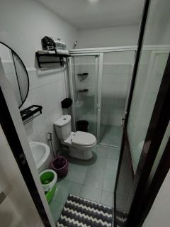 Central City Condo Getaway - 5