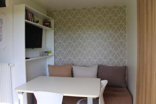 Wiesenhäuschen an historischer Mühle - 8