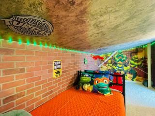 Radical 80's Getaway! A Blast From The Past! - 8