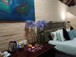 African Silhouette Guesthouse - 9