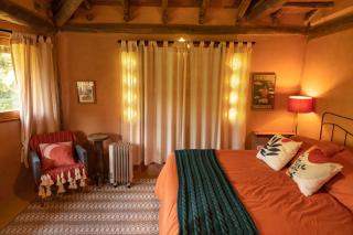 Refúgio Terracota uma casa bioconstruída com arte - Mairiporã - 8