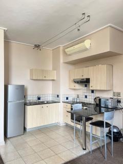 Michelle's executive loft - 8