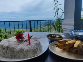 Sara's Grove Boutique Bungalow - 8