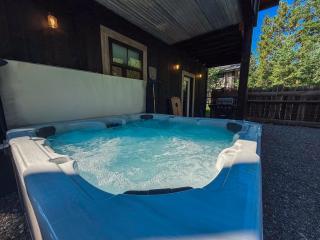 Bison Ridge Cabin #5 - 8