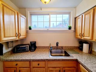 Spacious 2-Bedroom Near Elkins Park Transit - 2