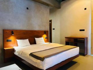 Liora Lodge Ella - 0