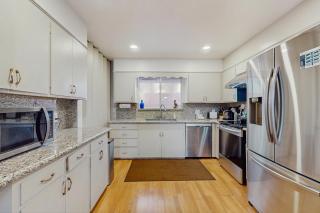 Mid-Century Tahoe Ranch House - South Lake Tahoe - 5