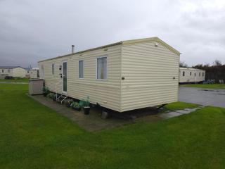 The Retreat Finch - Marine Holiday Park - 7