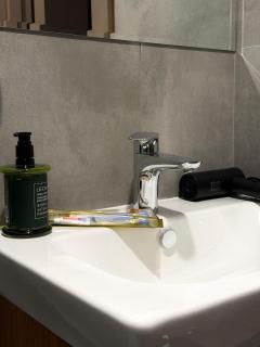 Mountain Sky Hotel - 2