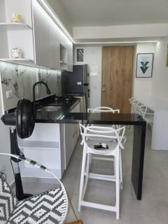 Apartamento en Cartagena amoblado con vista al mar - 0