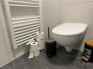 Cozy City Center Designer Apartment for 10 People - 8