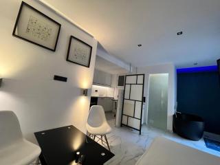 Athens Bath Loft - 6