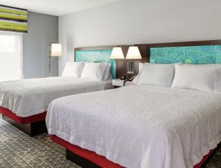 Hampton Inn & Suites Cadillac - 6