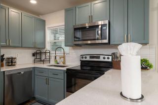 World Cup Convenience - 3 Miles to the Stadium - 8