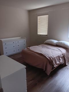 House near Toronto Pearson Airport - 5