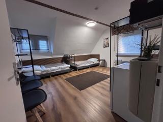 Komfortzimmer #5 für zwei Reisende mit 2 Betten, Gemeinschafts Bad und Küche - 8