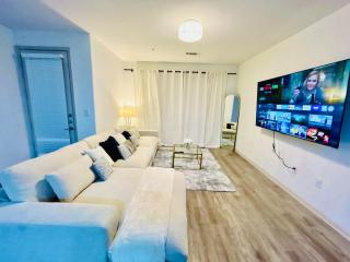 Cozy & Chic Frisco Scape - 8