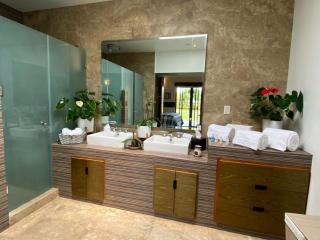 Hotel Matea San Isidro - 1