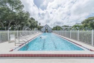 Cozy Beachfront Condo in Cape Canaveral - 8