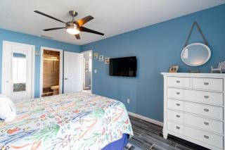 Beautiful 2-2 Condo-Villages of Seaport - 4