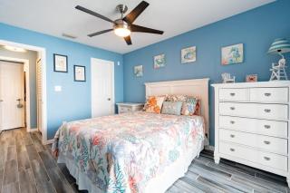 Beautiful 2-2 Condo-Villages of Seaport - 1