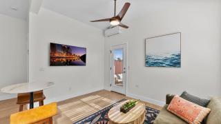 Central Spot - 4 Min to Waterpark, Dining & Shops - 3