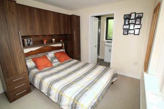 Convenient city centre location - 6