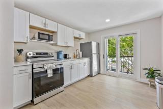 637 S Orlando #6 - 8