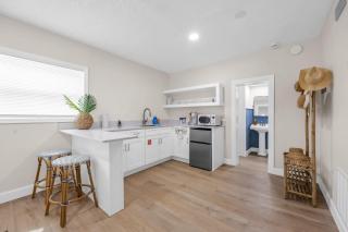 637 S Orlando Full - 2