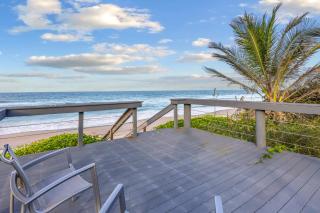 3br-3ba Oceanfront Paradise Upstairs Duplex - Floridana Beach - 8