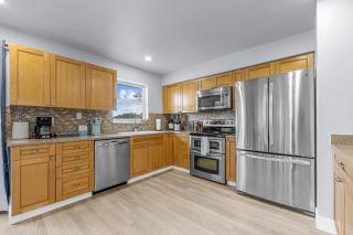 3br-3ba Oceanfront Paradise Upstairs Duplex - Floridana Beach - 1