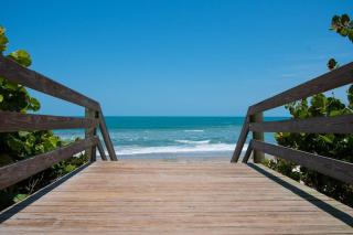 Updated Luxury Condo Close to Beach-Island Club - 7