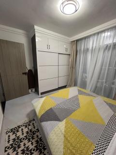 Shangri- La Residency 17th Floor Skyline Serenity luxury apartment 1713 - 2