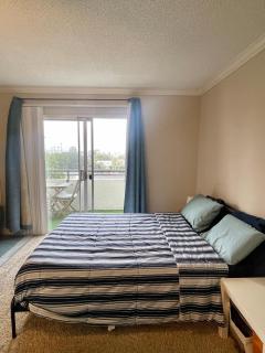 Modern West LA Studio with Pool, Gym & Parking - 2