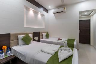 Hotel Summit - Ahmedabad - 8