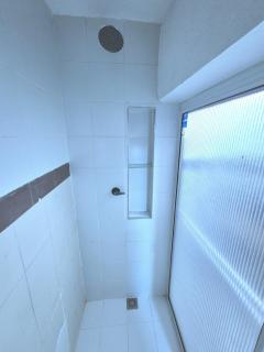 Apartaestudio fresco y tranquilo en San Fernando, Piso 1, con Vista a la calle Cool and quiet studio apartment in San Fernando, 1st floor, with street view - 9