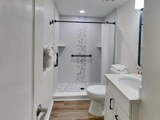 Sunset Vistas 605N - 1