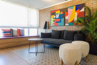 Cozy Dpt with Panoramic Views Perfect for 3 - 8