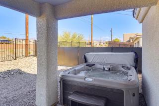 4 Mi to Lake Havasu State Park! Retreat with Hot Tub - 7