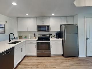 Sunset Vistas 302N - 3