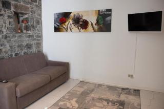 La Piccola Corte nel cuore di Como AC e wifi - 9