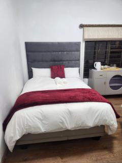 Home Care Guest House - 6