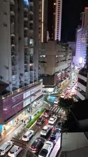 Apto 1Q na Av Brasil, no centro. - 2