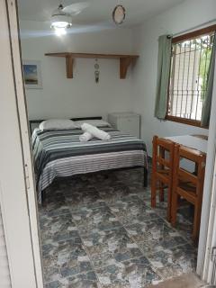 Aconxeguinho espaço secundário privativo c banheiro compartilhado - 5